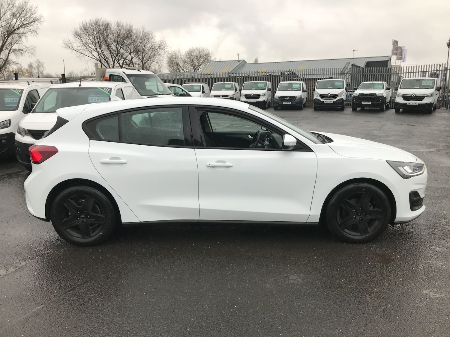 Used Ford Focus 2023 for sale - 76968955: Photo 6