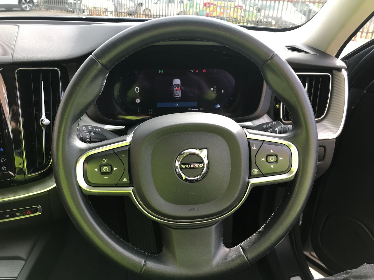 Used Volvo XC60 2023 for sale - 76415972: Photo 14