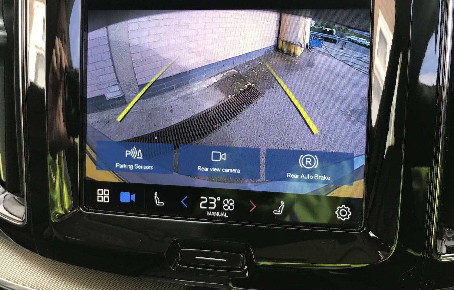 Used Volvo XC60 2023 for sale - 76415972: Photo 29