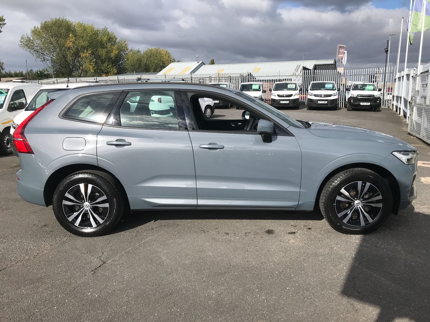 Used Volvo XC60 2023 for sale - 76415972: Photo 6