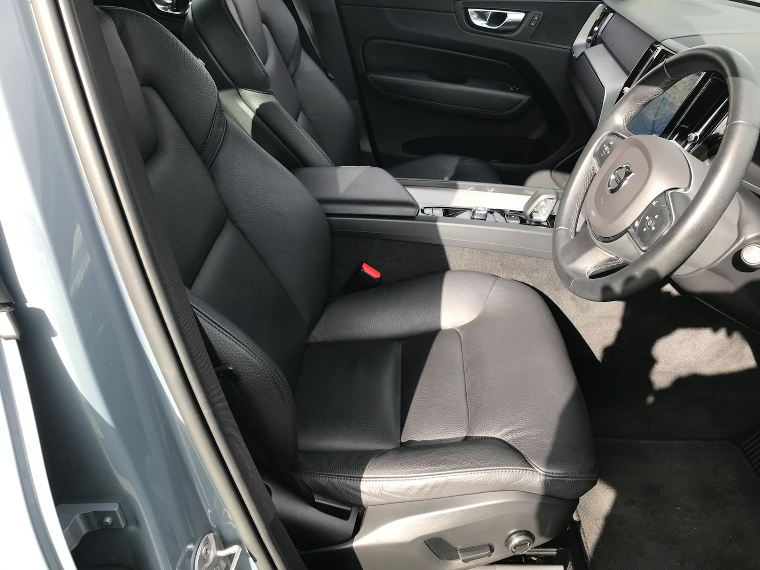 Used Volvo XC60 2023 for sale - 76415972: Photo 9