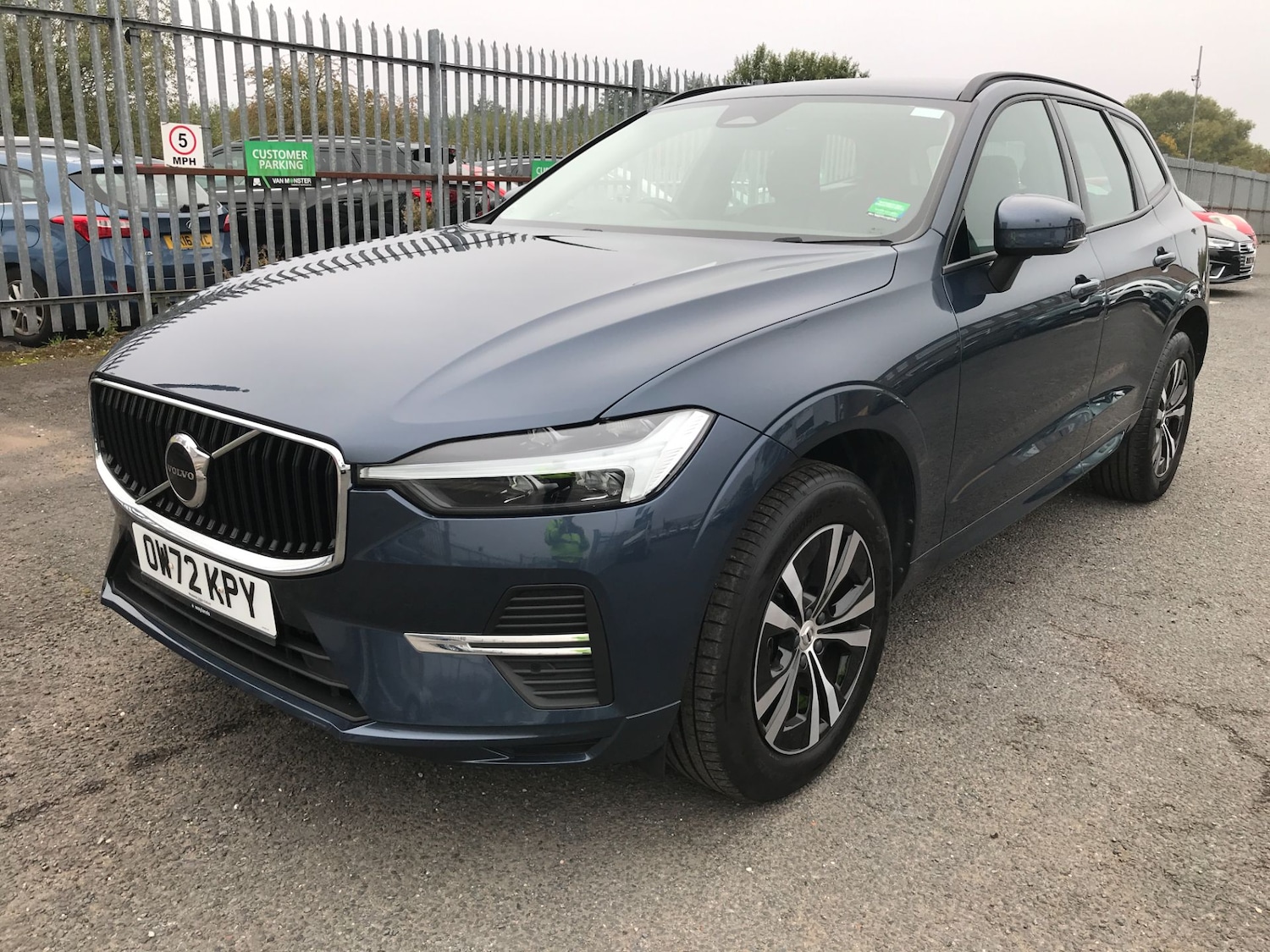 Used Volvo XC60 2023 for sale - 76415970: Photo 3