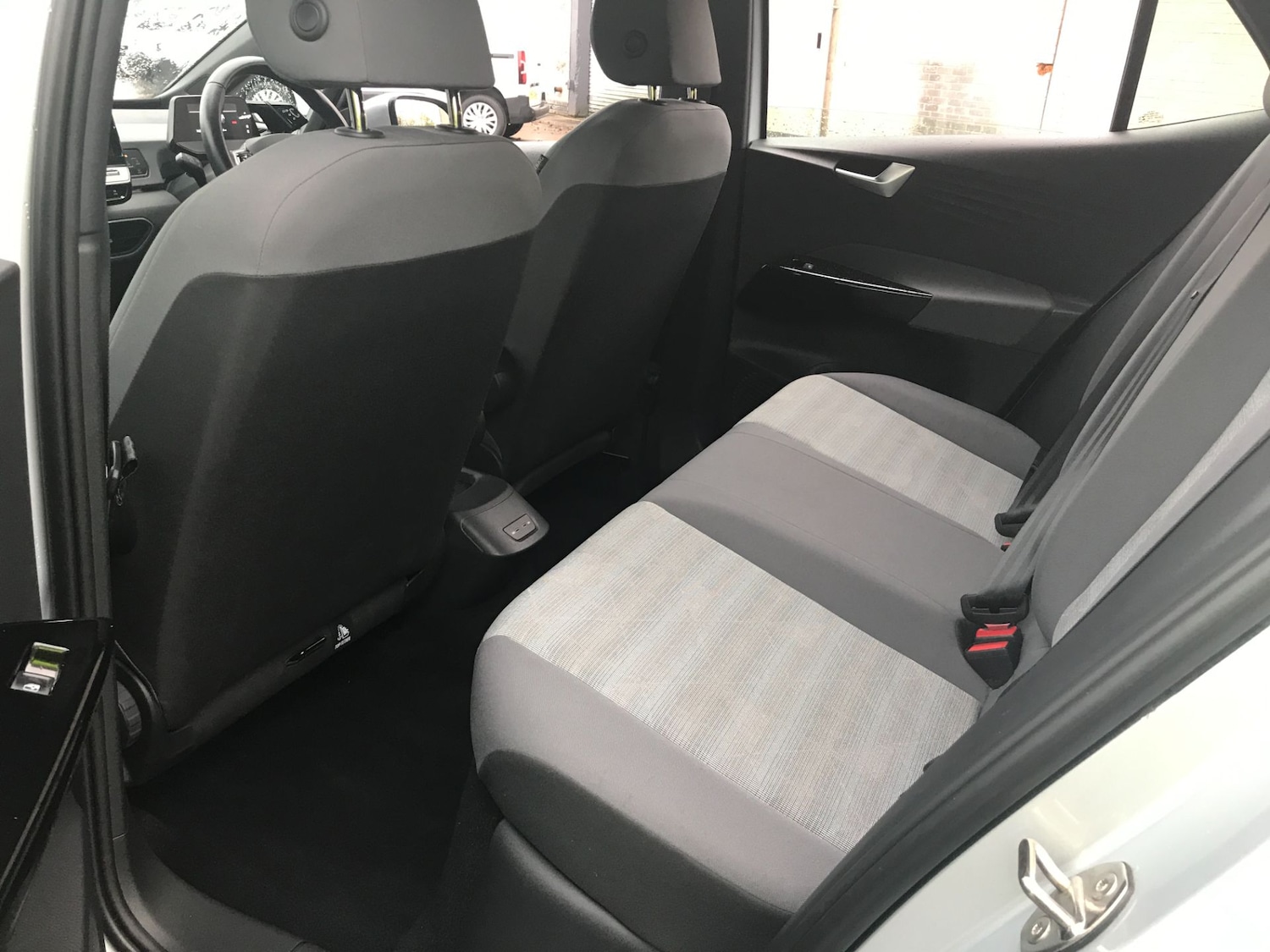 Used Volkswagen ID.3 2023 for sale - 76637829: Photo 17