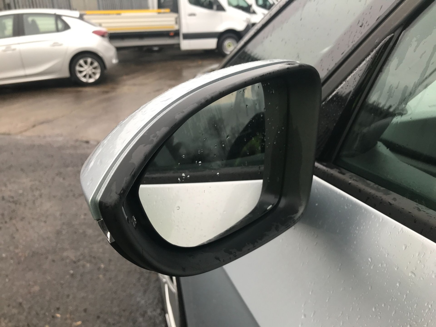 Used Volkswagen ID.3 2023 for sale - 76637829: Photo 41