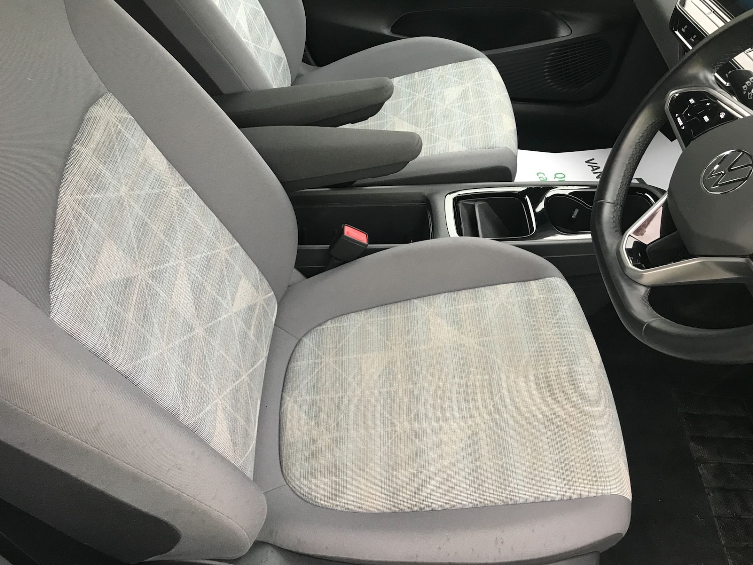 Used Volkswagen ID.3 2023 for sale - 76637829: Photo 9