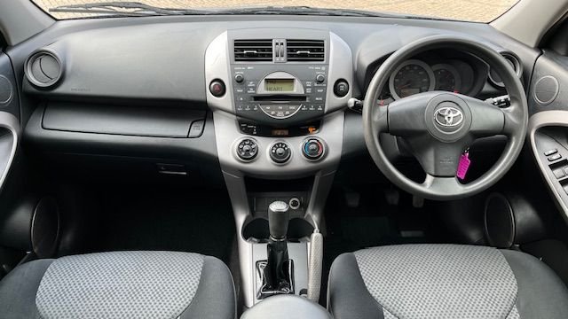 Used Toyota RAV4 2008 for sale - 76438985: Photo 2