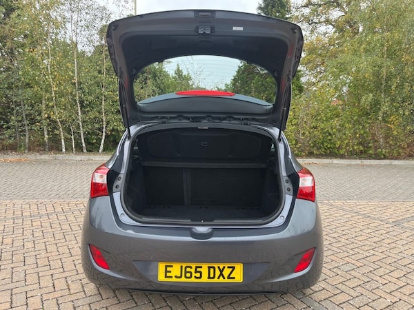 Used Hyundai i30 2015 for sale - 76250127: Photo 14