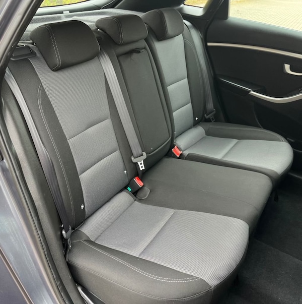 Used Hyundai i30 2015 for sale - 76250127: Photo 20