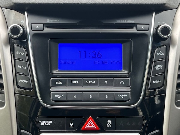 Used Hyundai i30 2015 for sale - 76250127: Photo 24