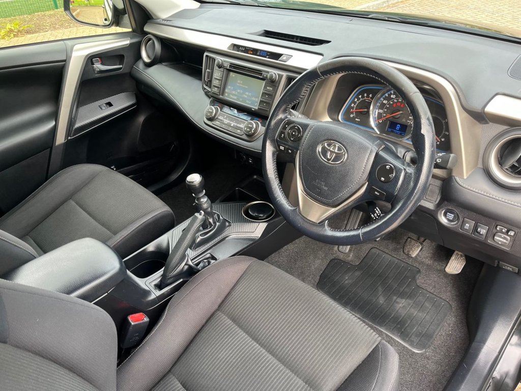 Used Toyota RAV4 2014 for sale - 76139543: Photo 16