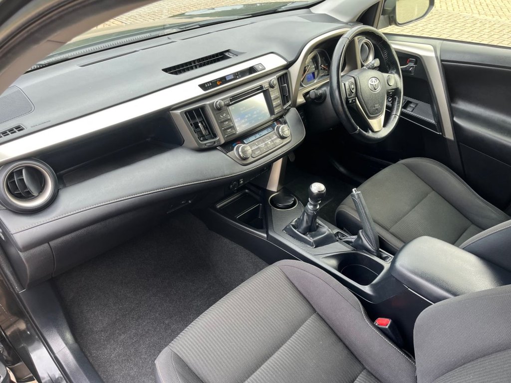 Used Toyota RAV4 2014 for sale - 76139543: Photo 18