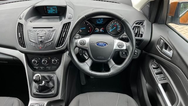 Used Ford Kuga 2015 for sale - 76203059: Photo 27