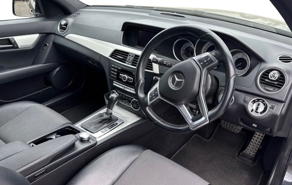 Used Mercedes-Benz C-Class 2013 for sale - 76139549: Photo 2