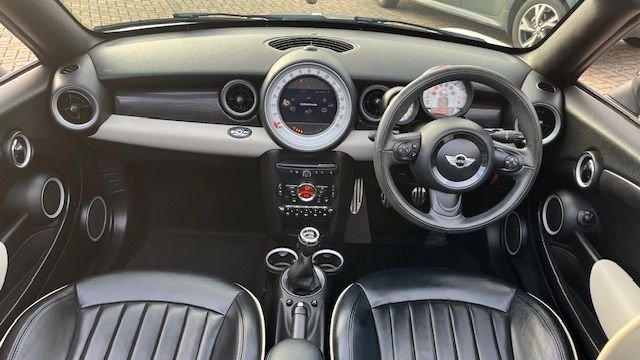 Used MINI Roadster 2013 for sale - 76596016: Photo 2