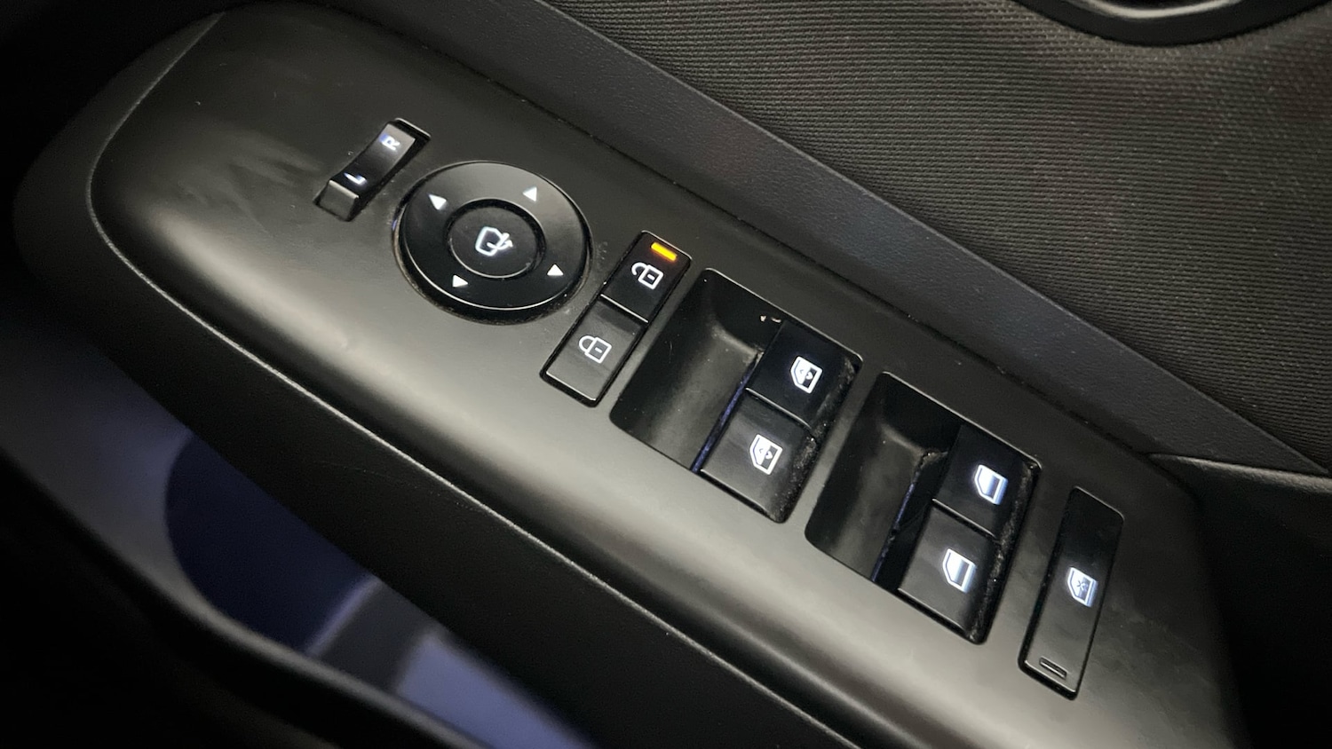 Used Hyundai KONA 2023 for sale - 77213605: Photo 21