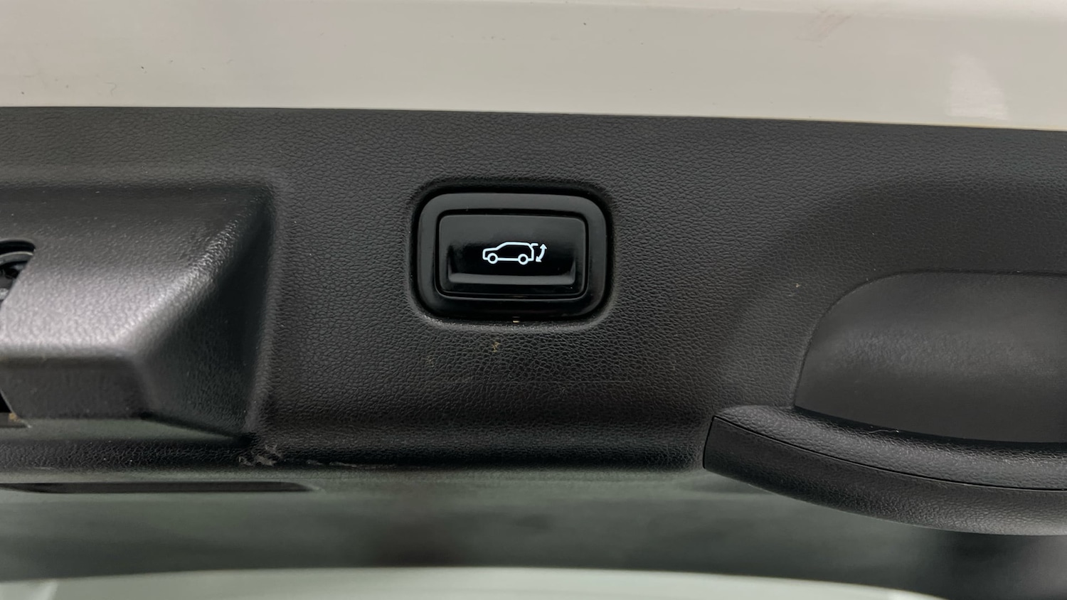 Used Hyundai KONA 2023 for sale - 77213605: Photo 25