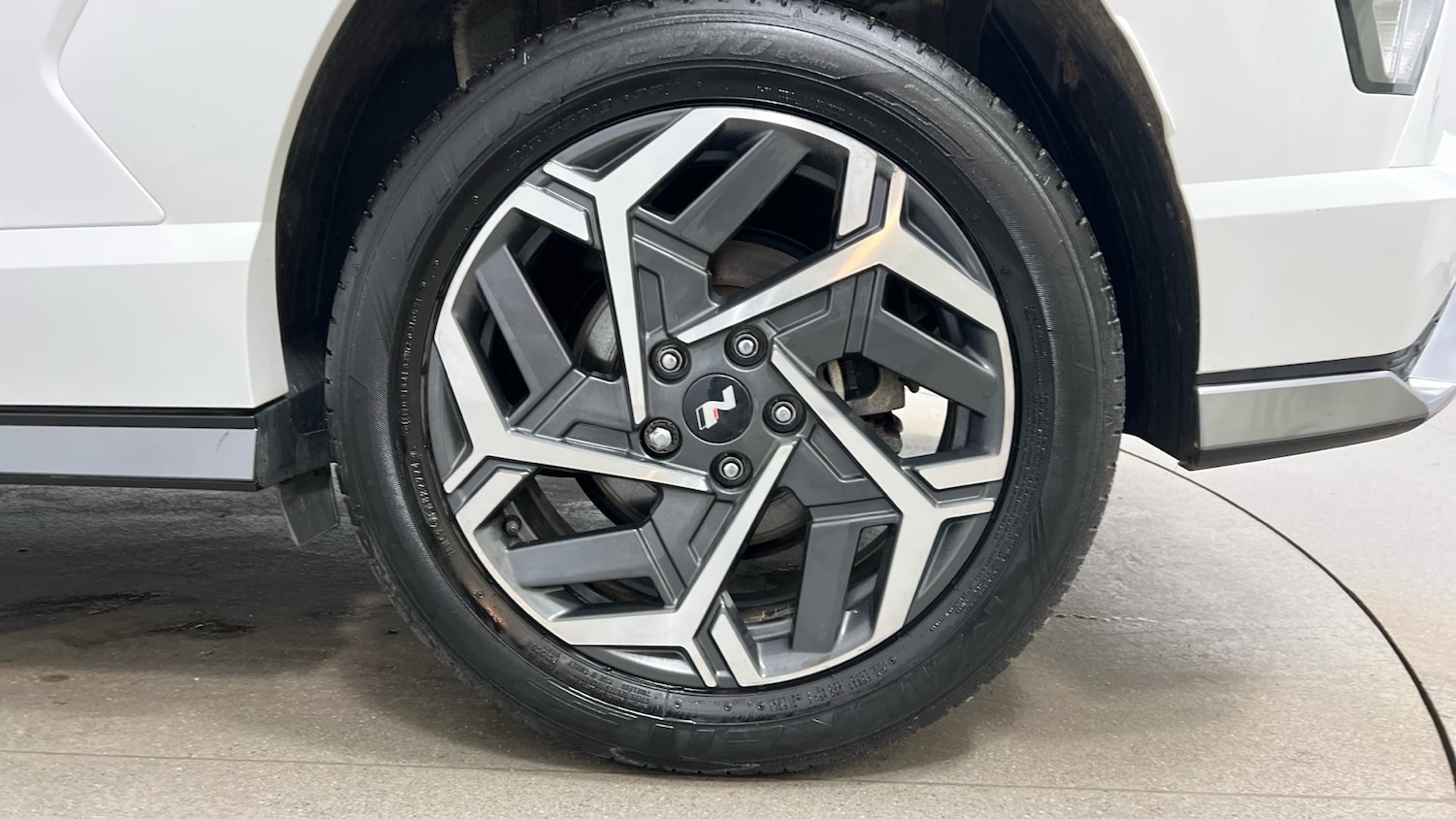 Used Hyundai KONA 2023 for sale - 77213605: Photo 5