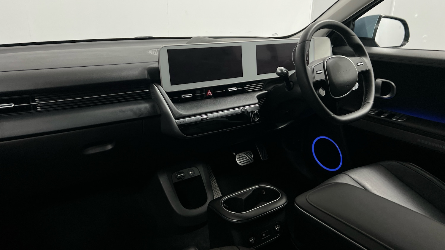 Used Hyundai IONIQ 5 2024 for sale - 76741451: Photo 2