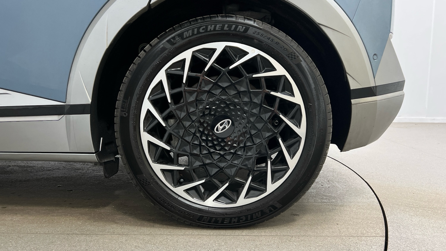 Used Hyundai IONIQ 5 2024 for sale - 76741451: Photo 5