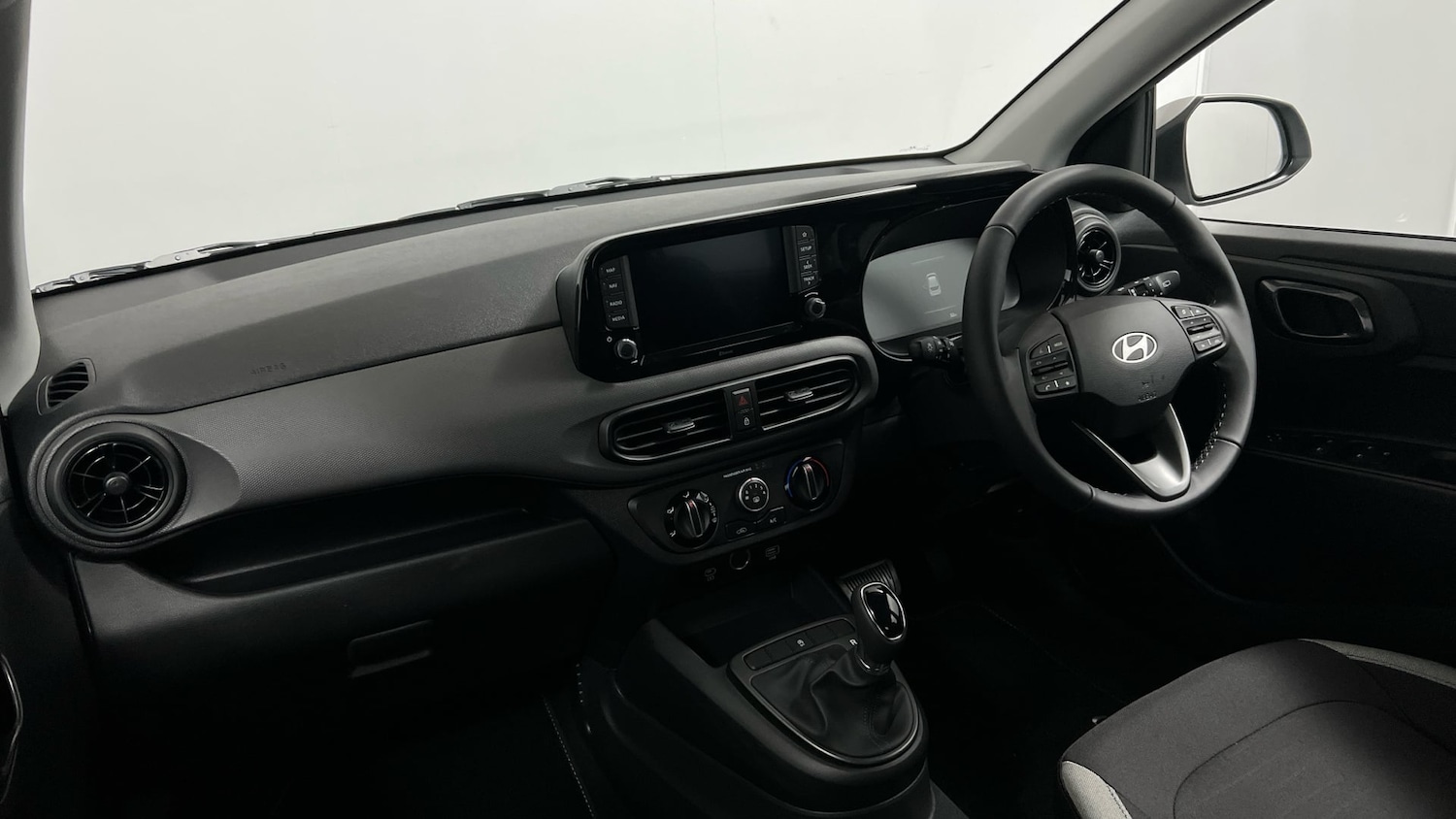 Used Hyundai i10 2025 for sale - 77257897: Photo 2