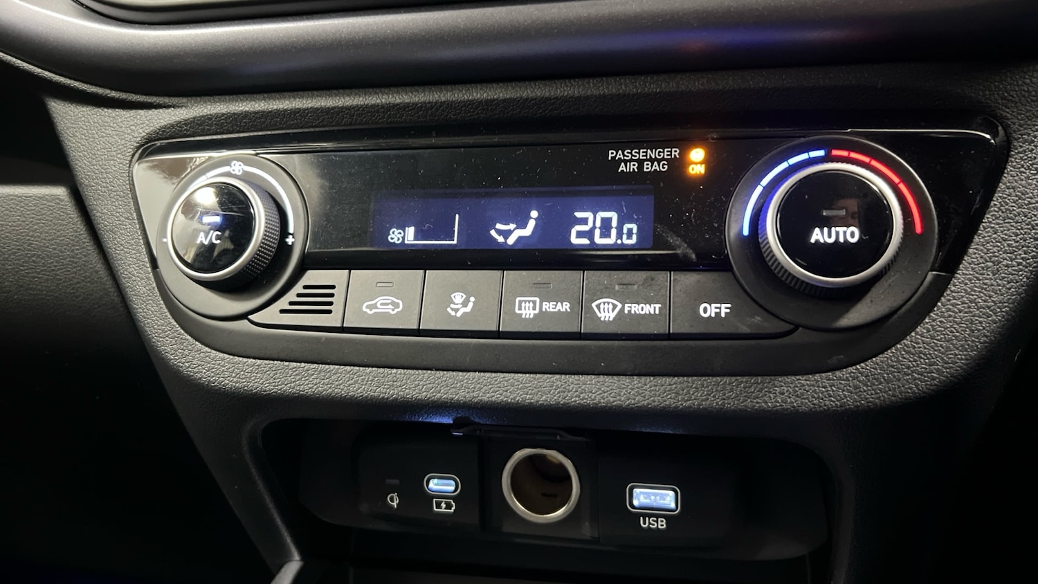 Used Hyundai i10 2024 for sale - 77140837: Photo 17