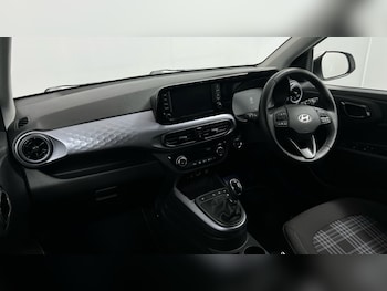 Used Hyundai i10 2024 for sale - 77140837: Photo