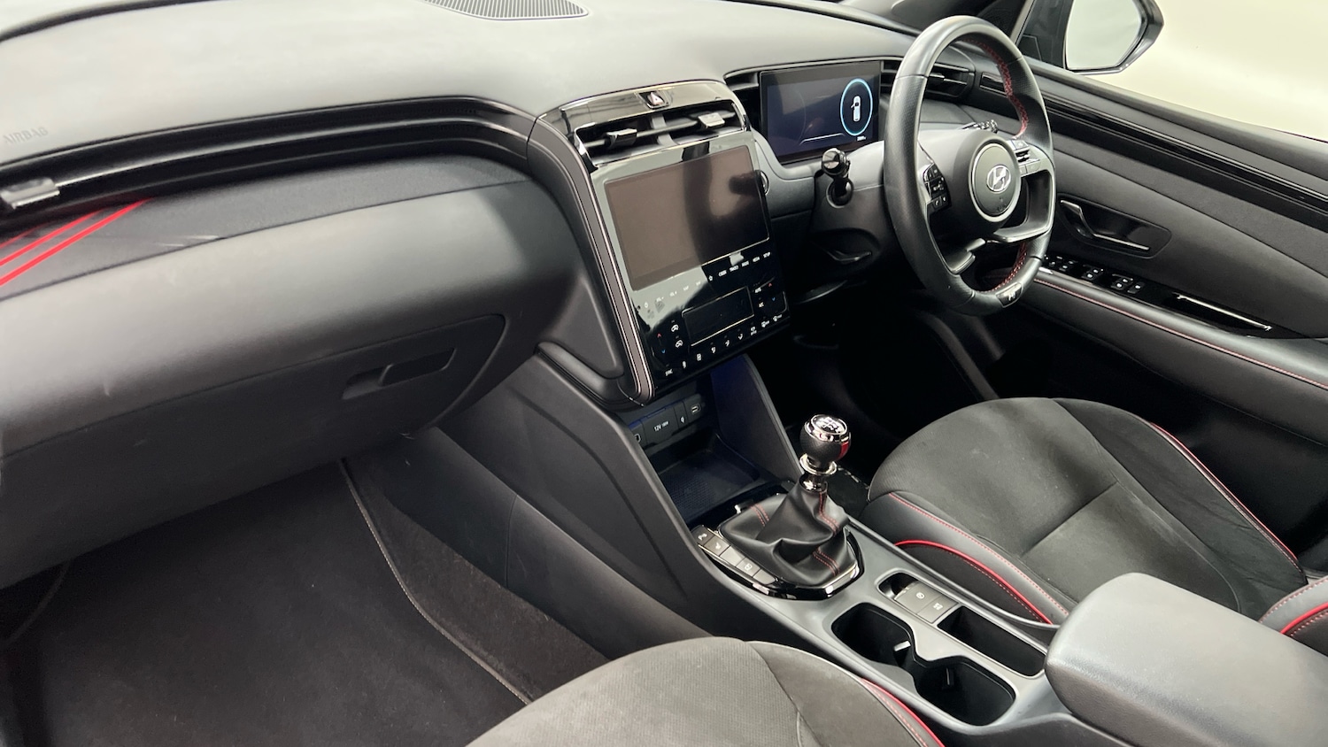 Used Hyundai TUCSON 2023 for sale - 76687441: Photo 2