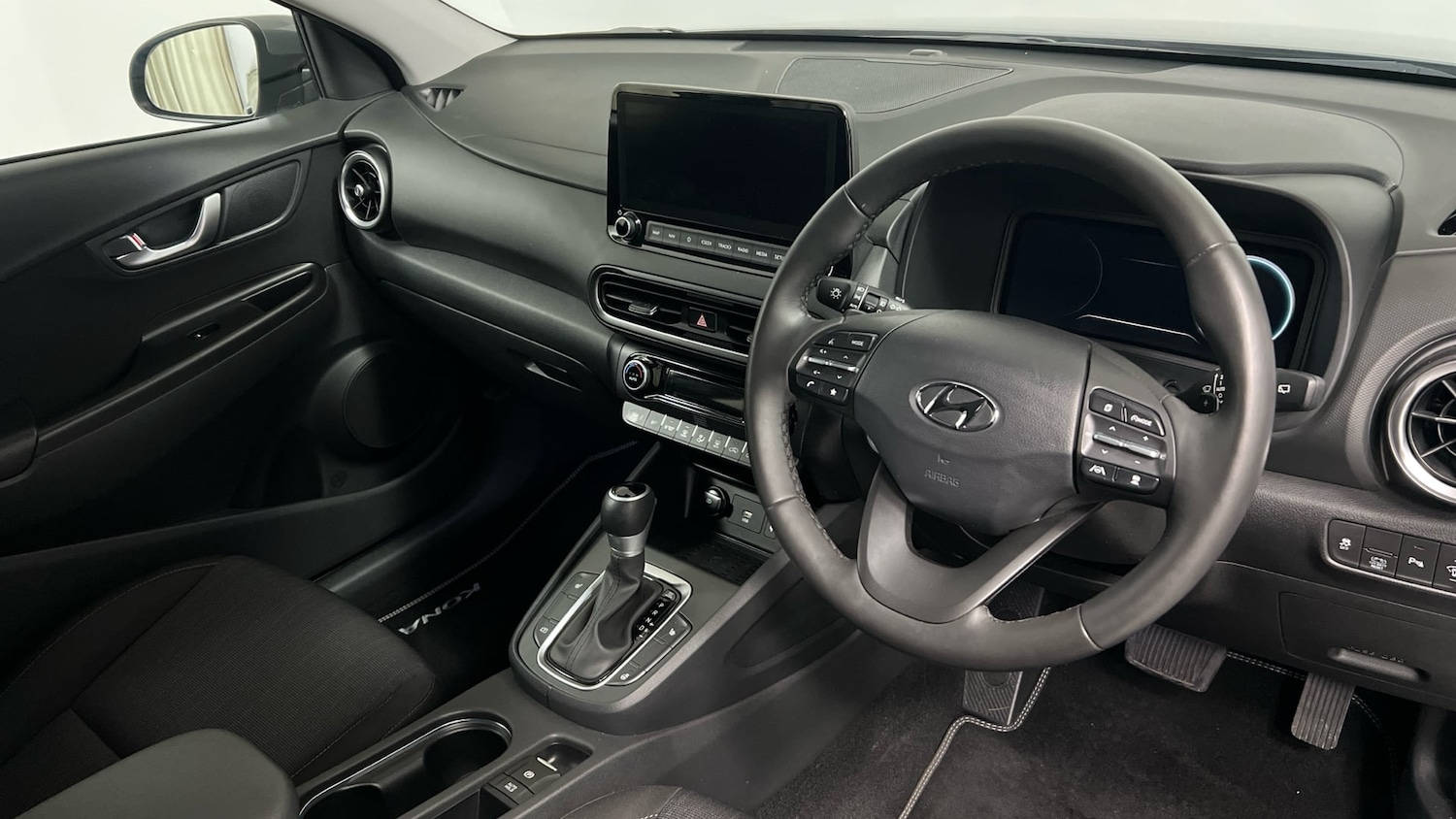 Used Hyundai KONA 2022 for sale - 77118732: Photo 6