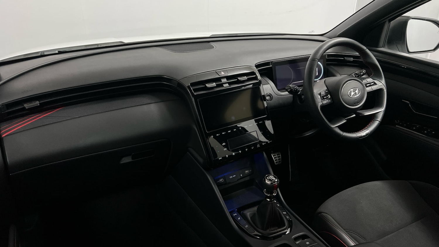 Used Hyundai TUCSON 2022 for sale - 77526001: Photo 2