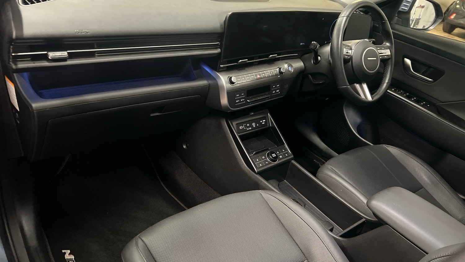 Used Hyundai KONA 2023 for sale - 77750225: Photo 2