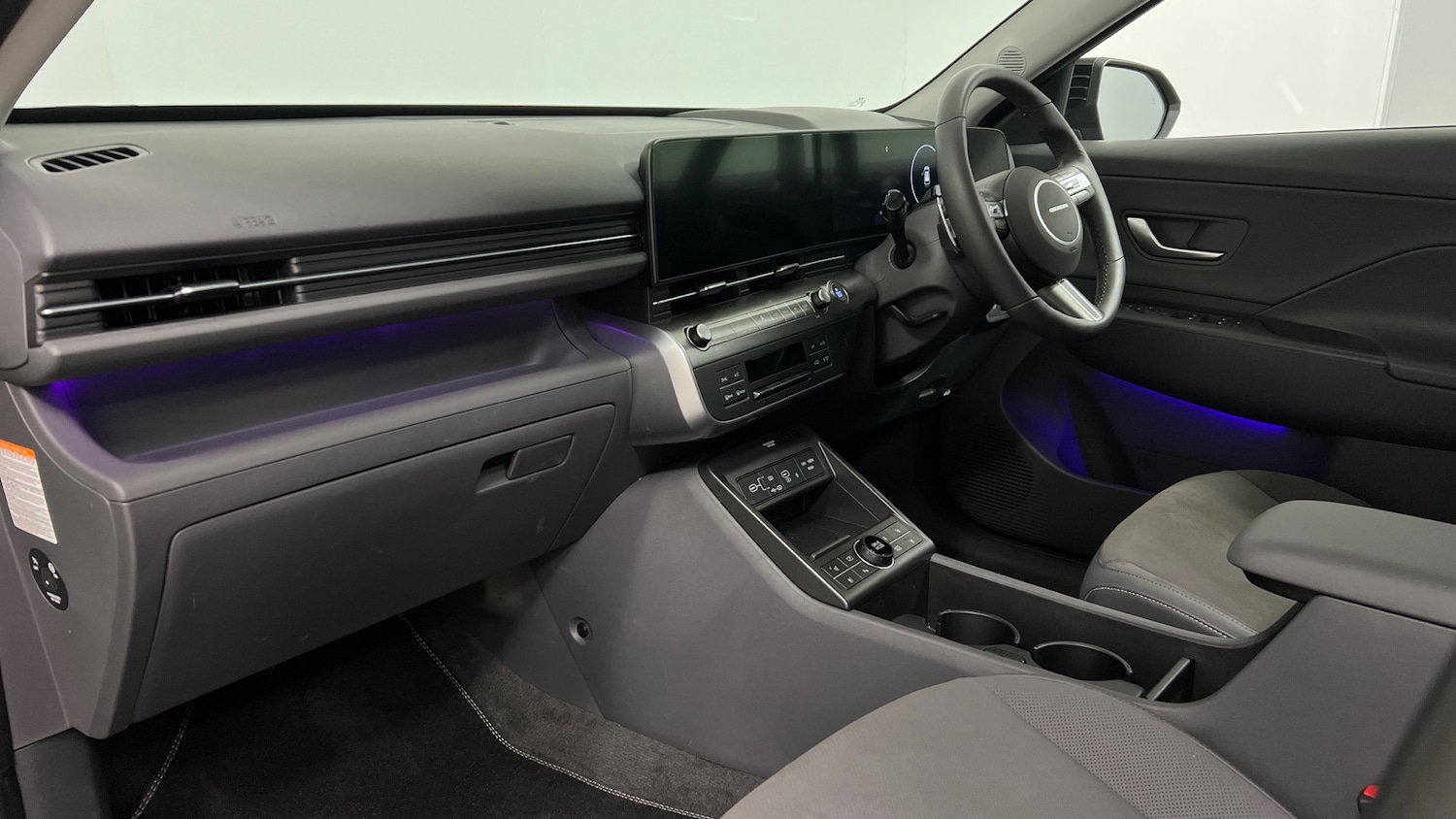 Used Hyundai KONA 2024 for sale - 76676958: Photo 2