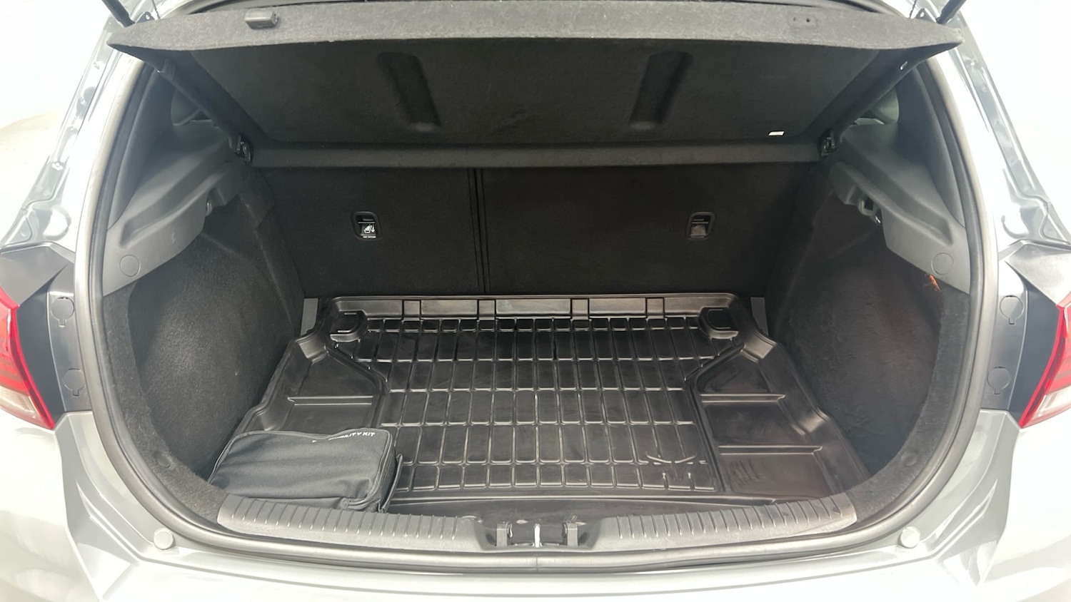 Used Hyundai i30 2023 for sale - 78070829: Photo 11