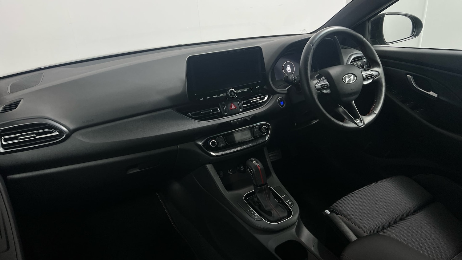 Used Hyundai i30 2023 for sale - 78070829: Photo 2