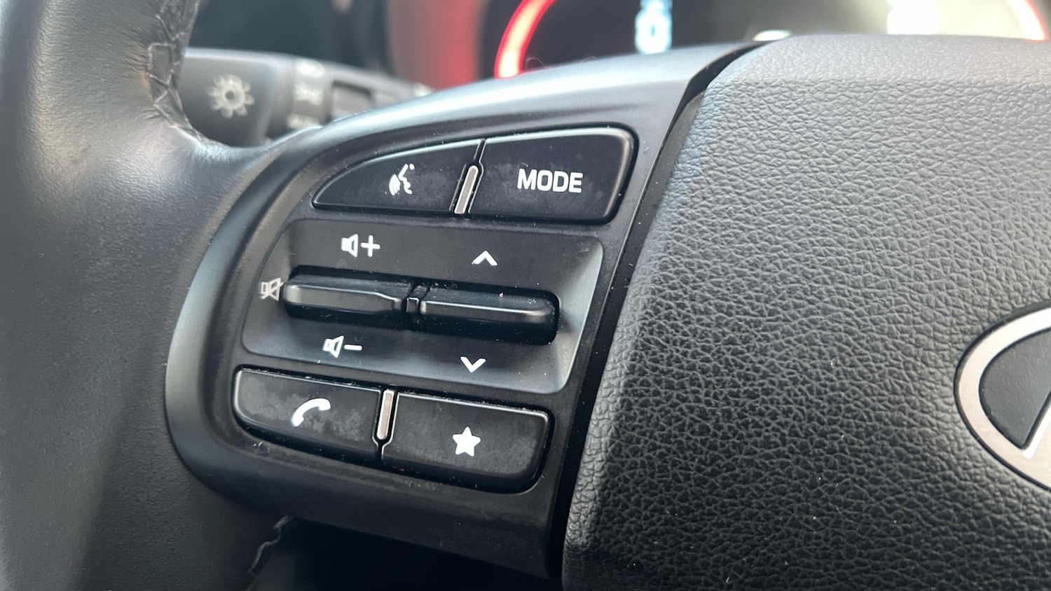 Used Hyundai i10 2024 for sale - 77837193: Photo 15