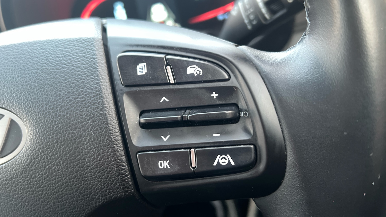 Used Hyundai i10 2024 for sale - 77837193: Photo 16