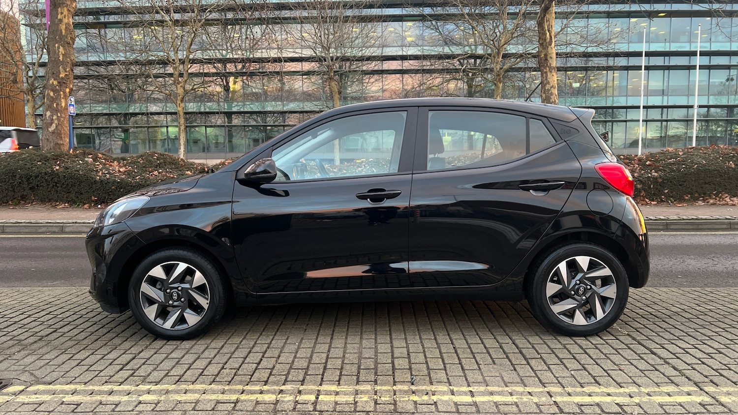 Used Hyundai i10 2024 for sale - 77837193: Photo 18