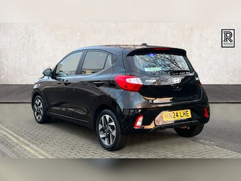 Used Hyundai i10 2024 for sale - 77837193: Photo