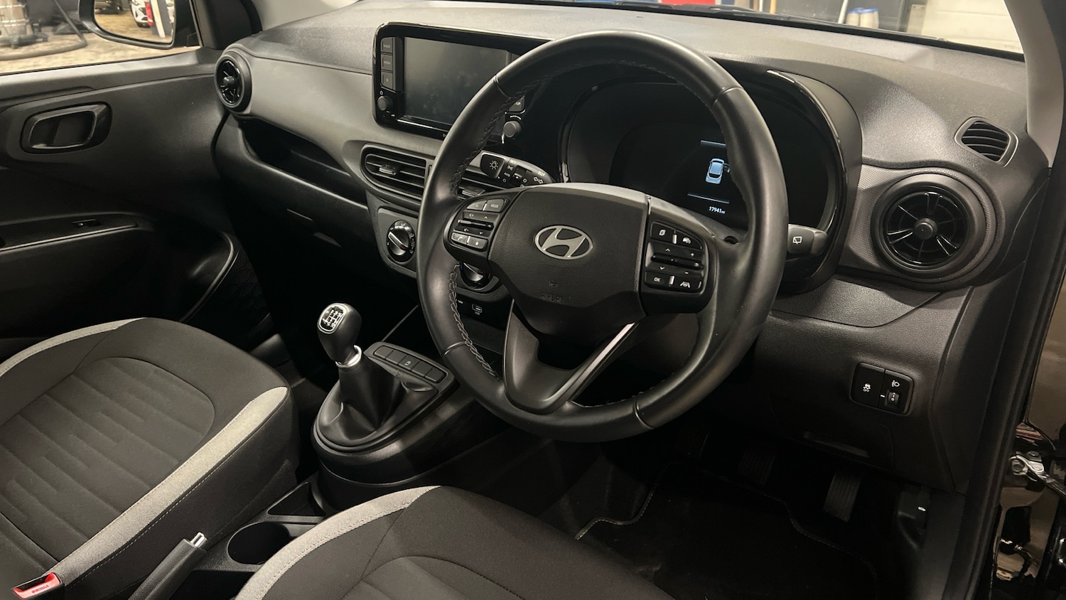 Used Hyundai i10 2024 for sale - 77837193: Photo 6