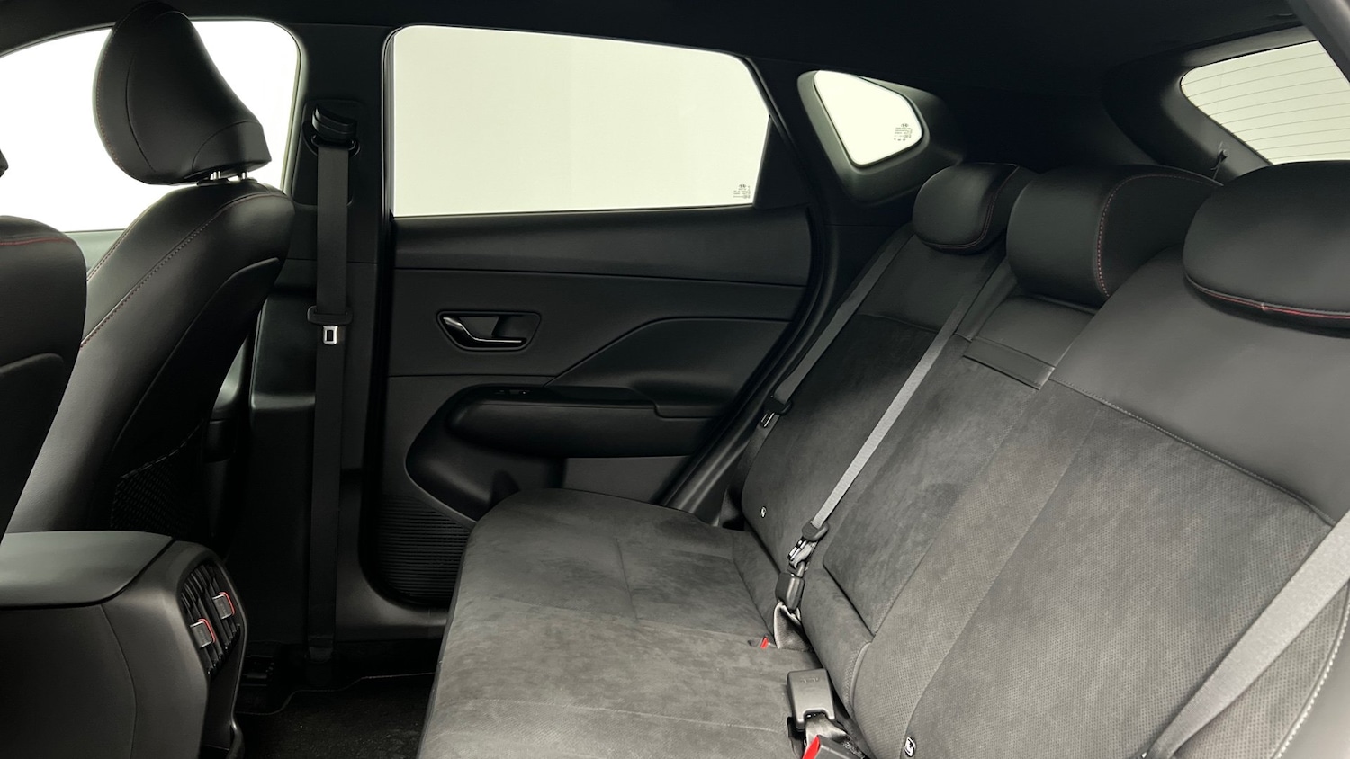 Used Hyundai KONA 2023 for sale - 77213604: Photo 10