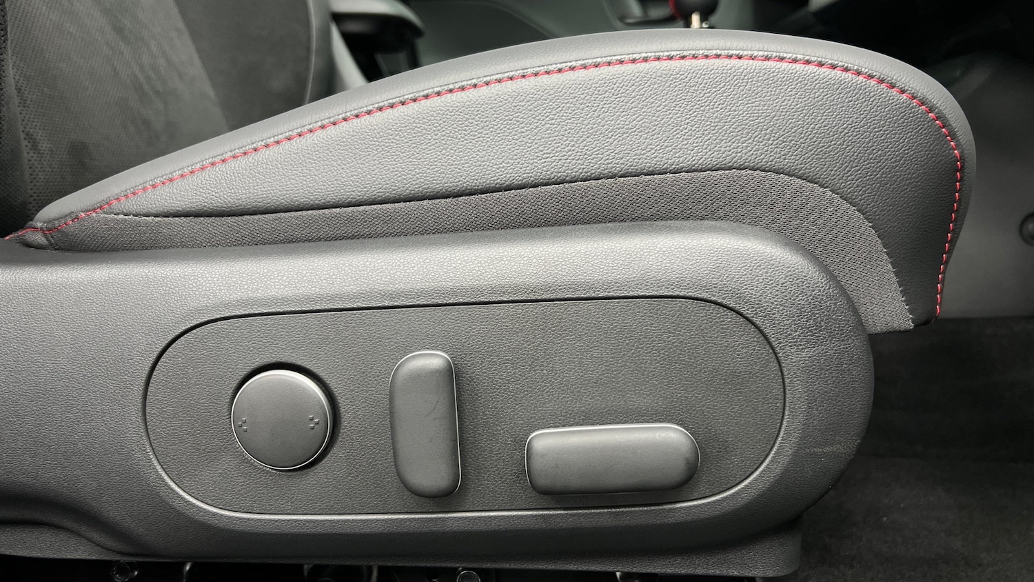 Used Hyundai KONA 2023 for sale - 77213604: Photo 24