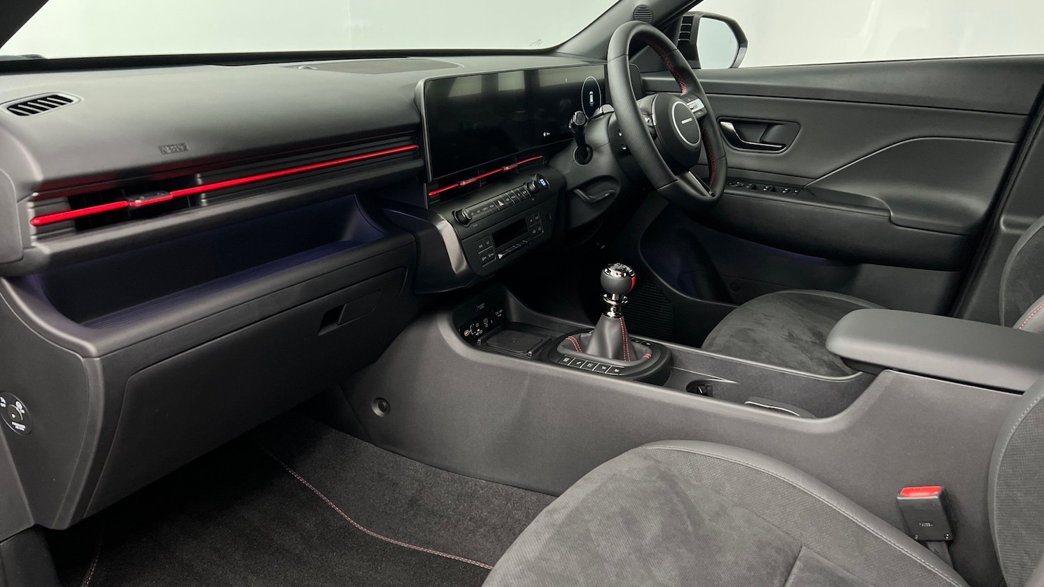 Used Hyundai KONA 2023 for sale - 77213604: Photo 5