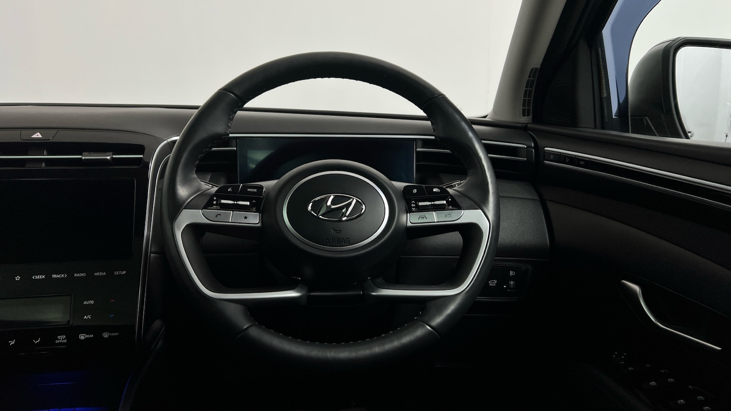 Used Hyundai TUCSON 2023 for sale - 76676076: Photo 14