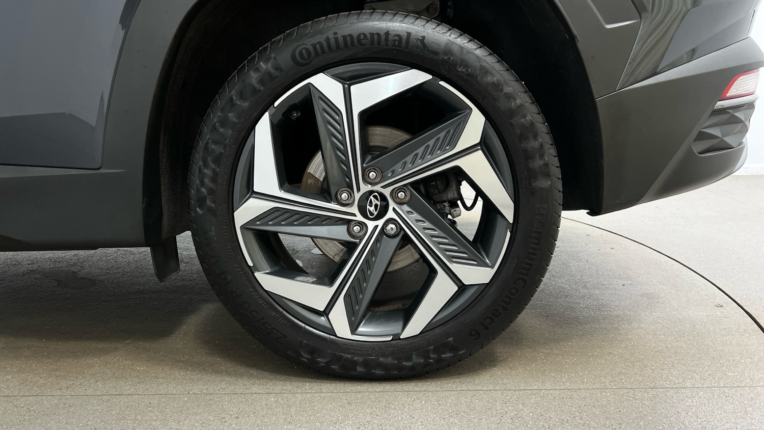 Used Hyundai TUCSON 2023 for sale - 76676076: Photo 5