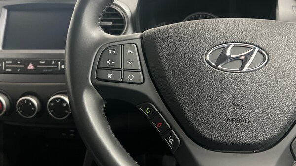 Used Hyundai i10 2019 for sale - 76272087: Photo 15