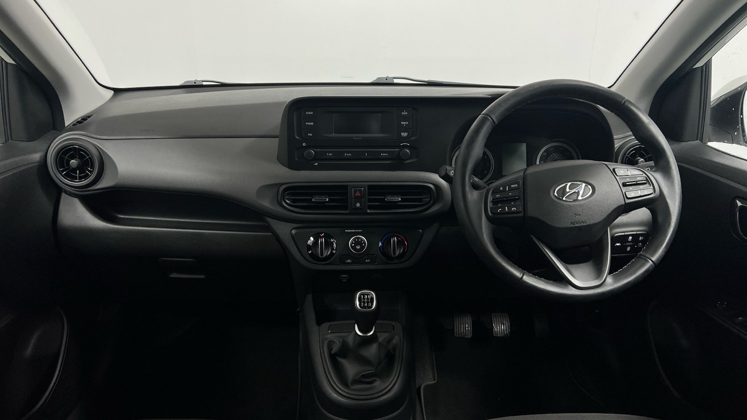 Used Hyundai i10 2022 for sale - 76497614: Photo 13