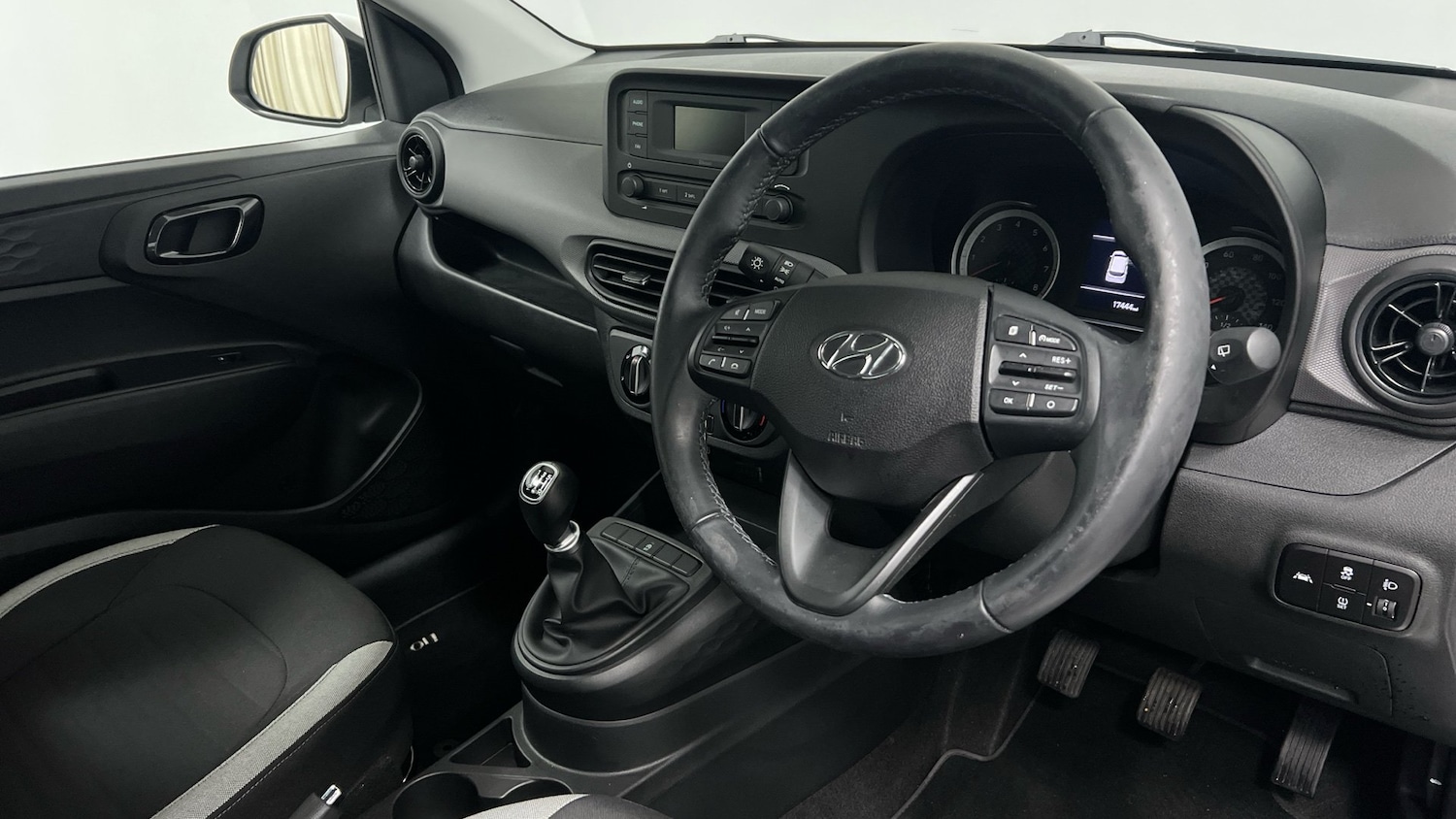 Used Hyundai i10 2022 for sale - 76497614: Photo 6