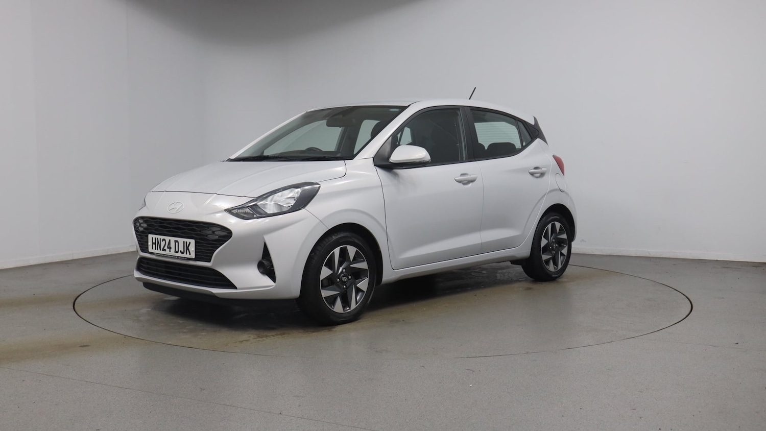 Used Hyundai i10 2024 for sale - 77558729: Photo 18