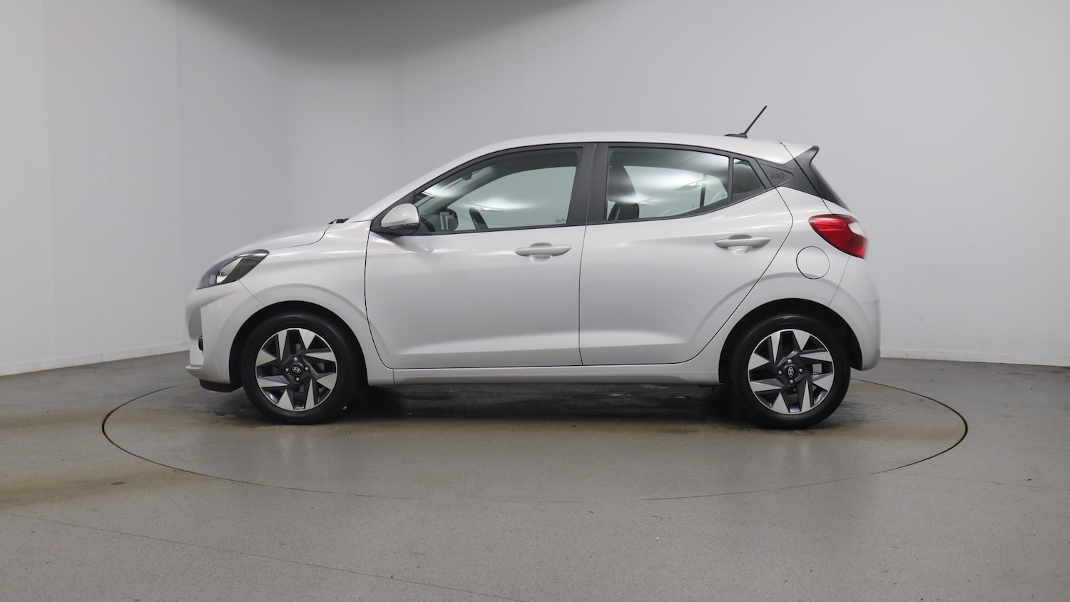 Used Hyundai i10 2024 for sale - 77558729: Photo 19