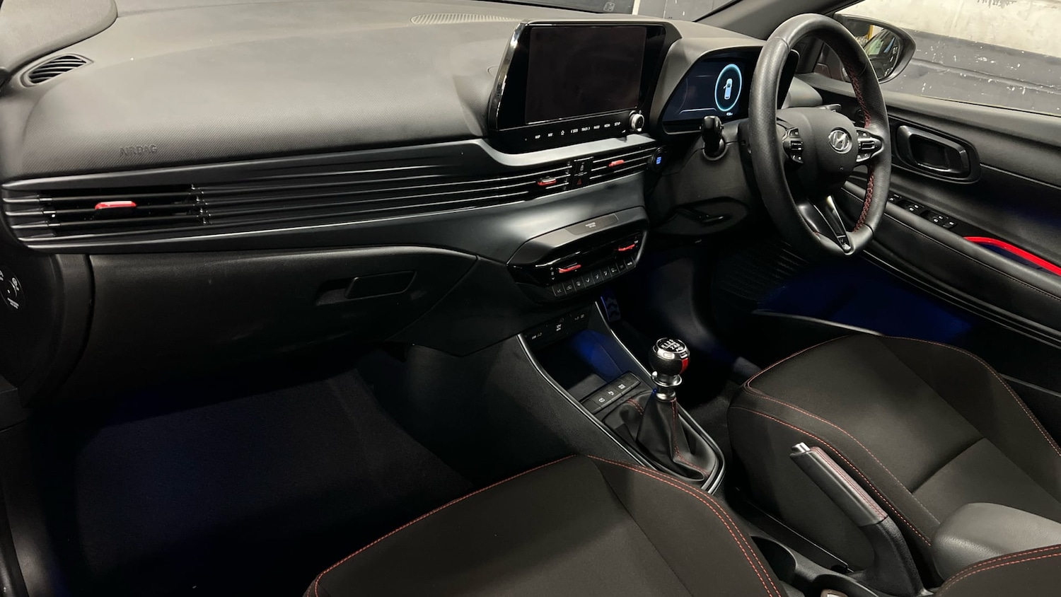 Used Hyundai i20 2024 for sale - 77319901: Photo 2