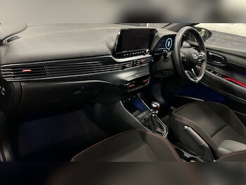 Used Hyundai i20 2024 for sale - 77319901: Photo